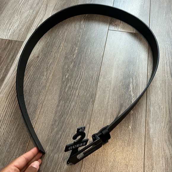 Guess belt with logo G - Picture 3 of 6